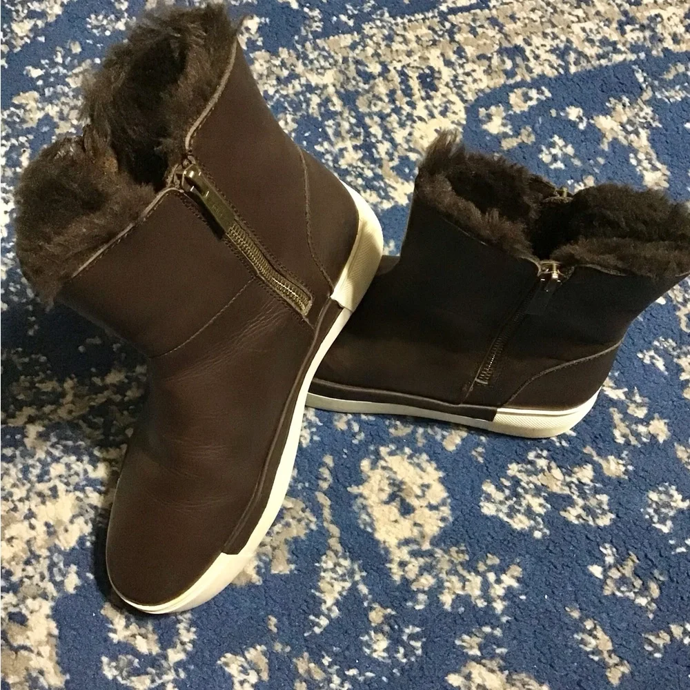 J/SLIDES, Dark Chocolate Brown, Fur-Lined Winter Boots